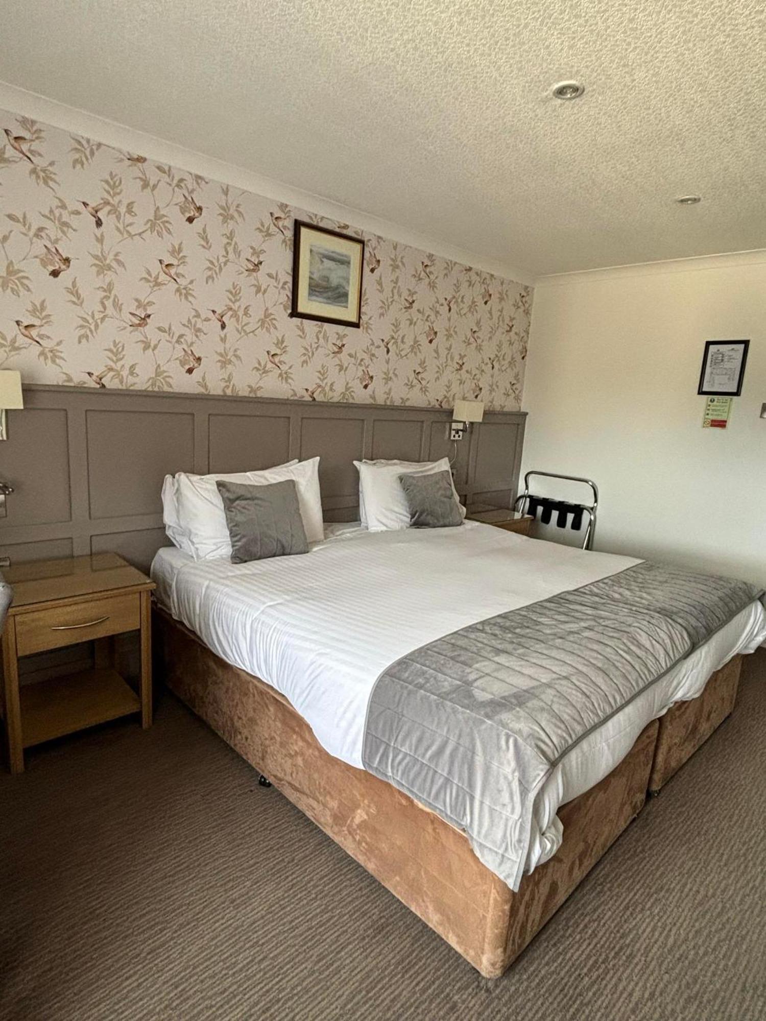 Royal Victoria Hotel Snowdonia Llanberis Bagian luar foto