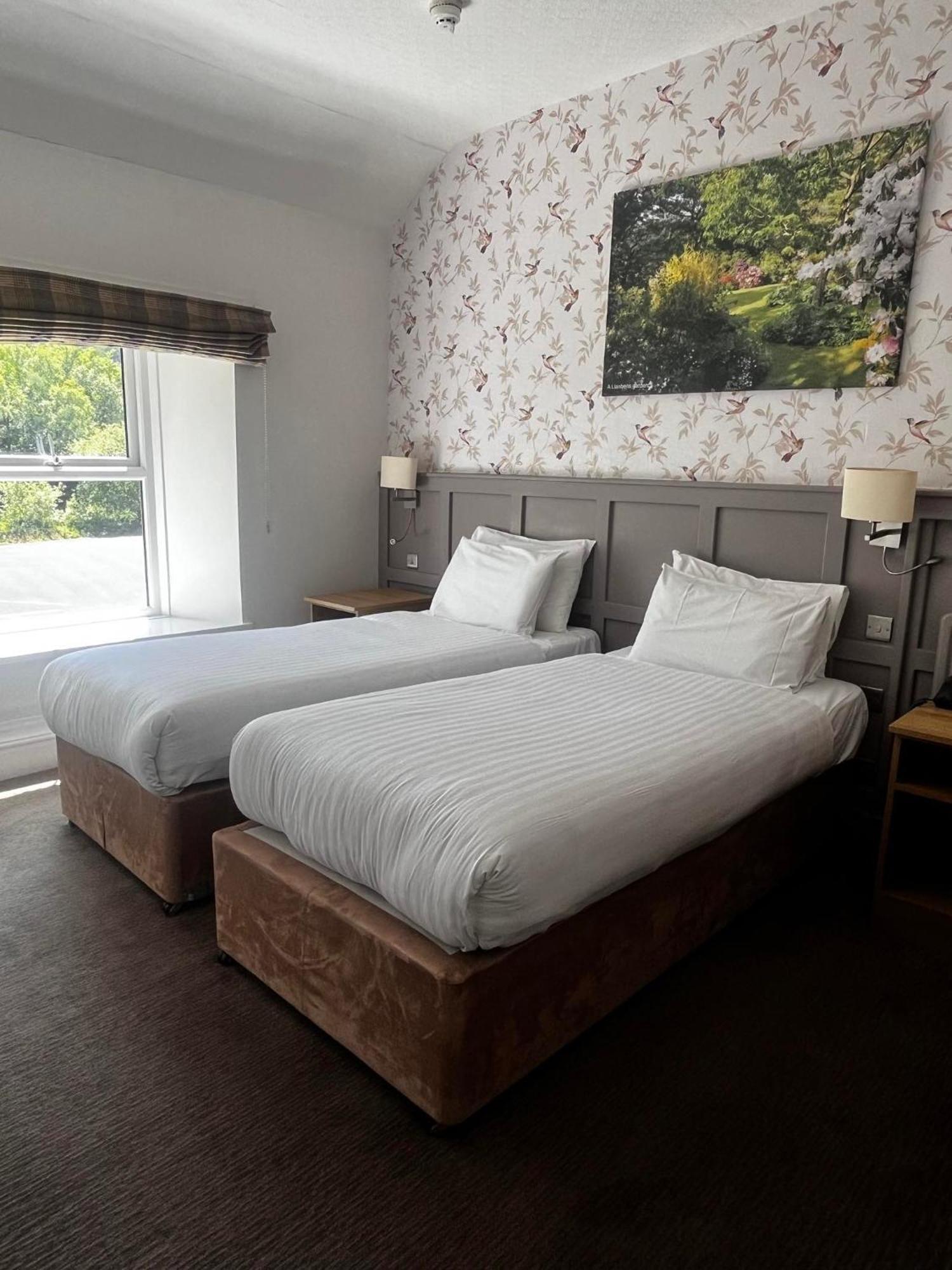 Royal Victoria Hotel Snowdonia Llanberis Bagian luar foto